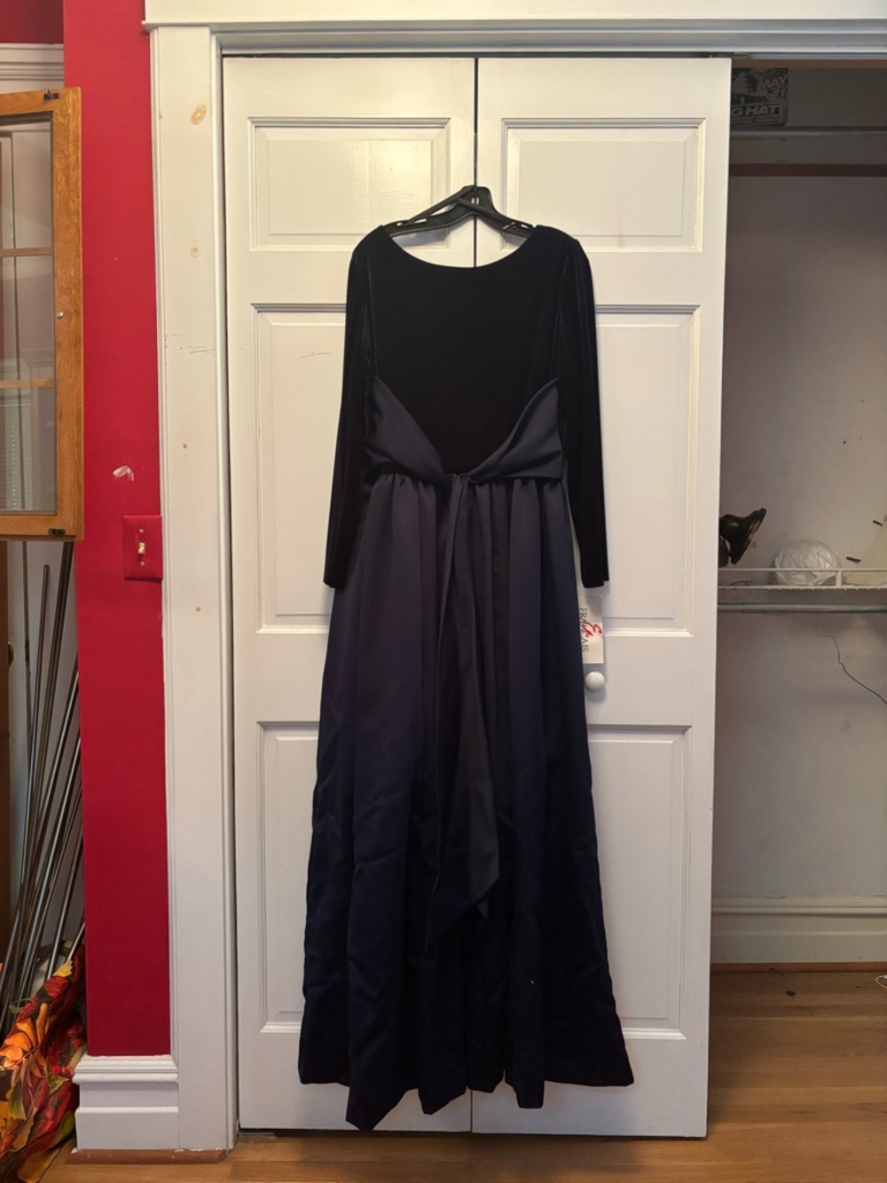 Elegant navy blue Velvet & Satin Long Sleeve Evening Dress
